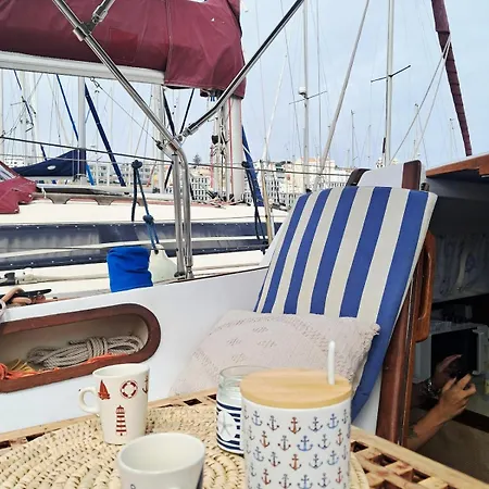 Romantic Getaway On A Sailboat In The Tagus Botel Lisboa